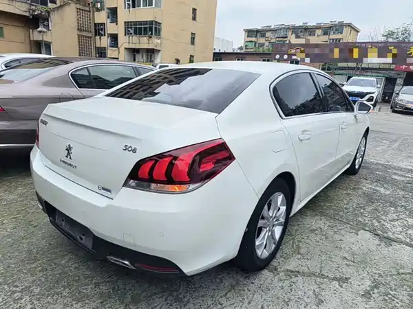 Peugeot 508 2015