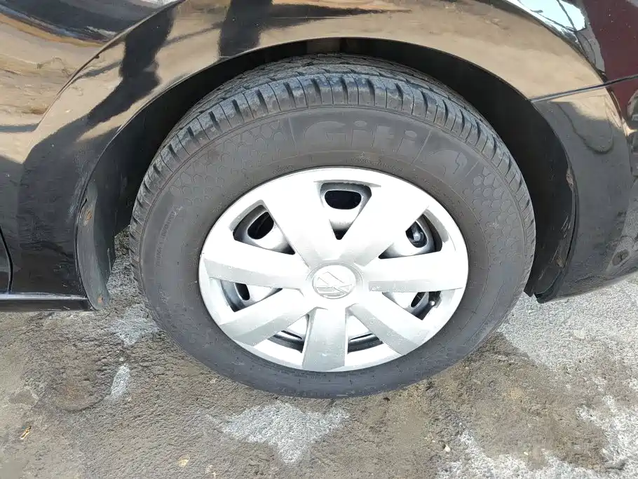 Volkswagen Santana 2013