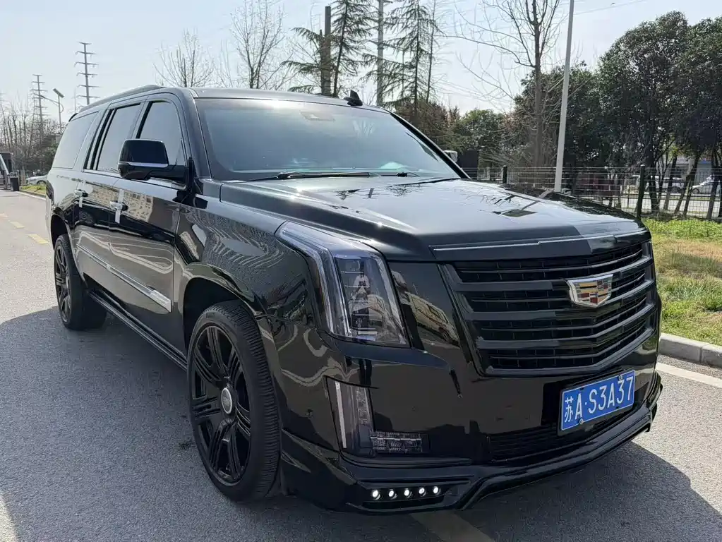 Cadillac Escalade 2018 — фото 2