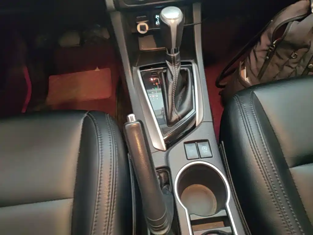 Toyota Levin 2018 — фото 14