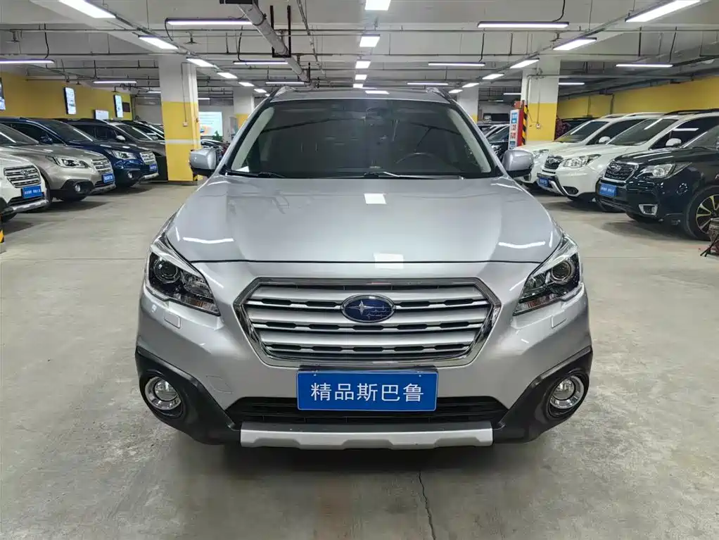 Subaru Outback 2018 — фото 2