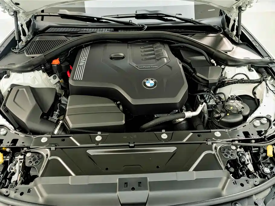 BMW 3 Series 2022 — фото 24