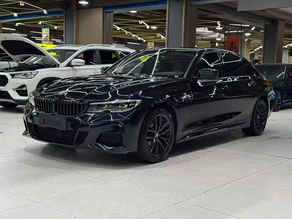 BMW 3 Series 2021
