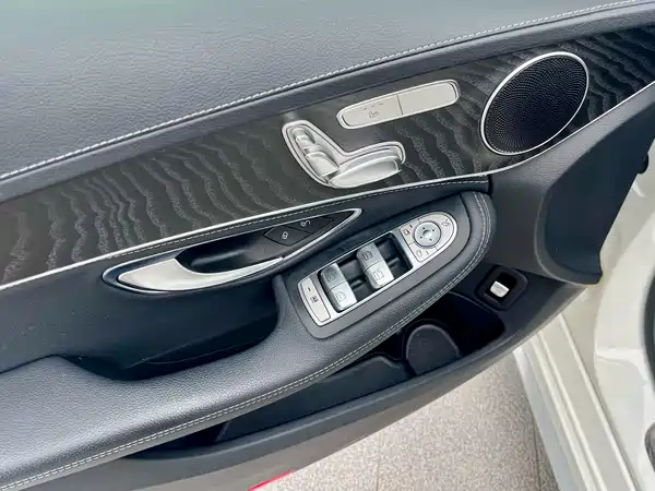 Mercedes-Benz C-Class 2016