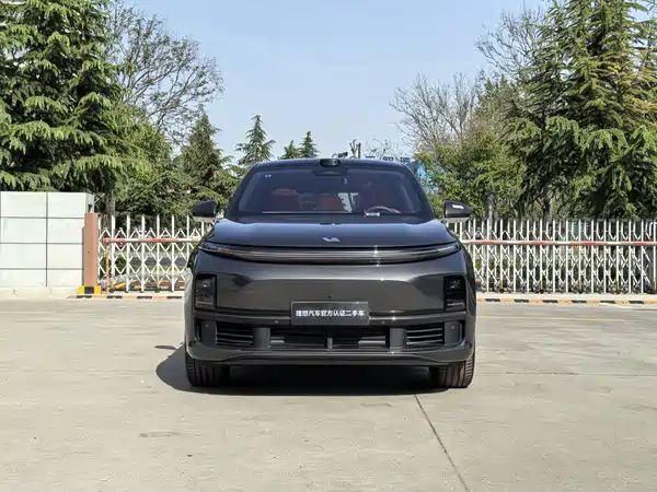 Li Auto L7 2025