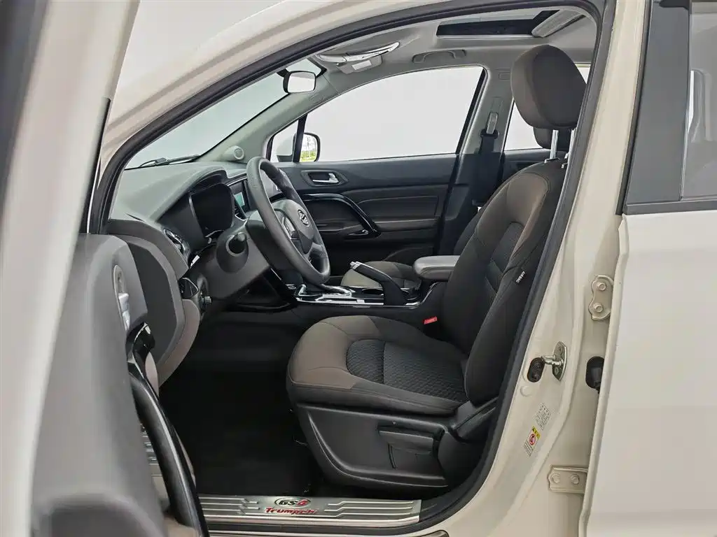 GAC Motor Trumpchi GS4 2016 — фото 10