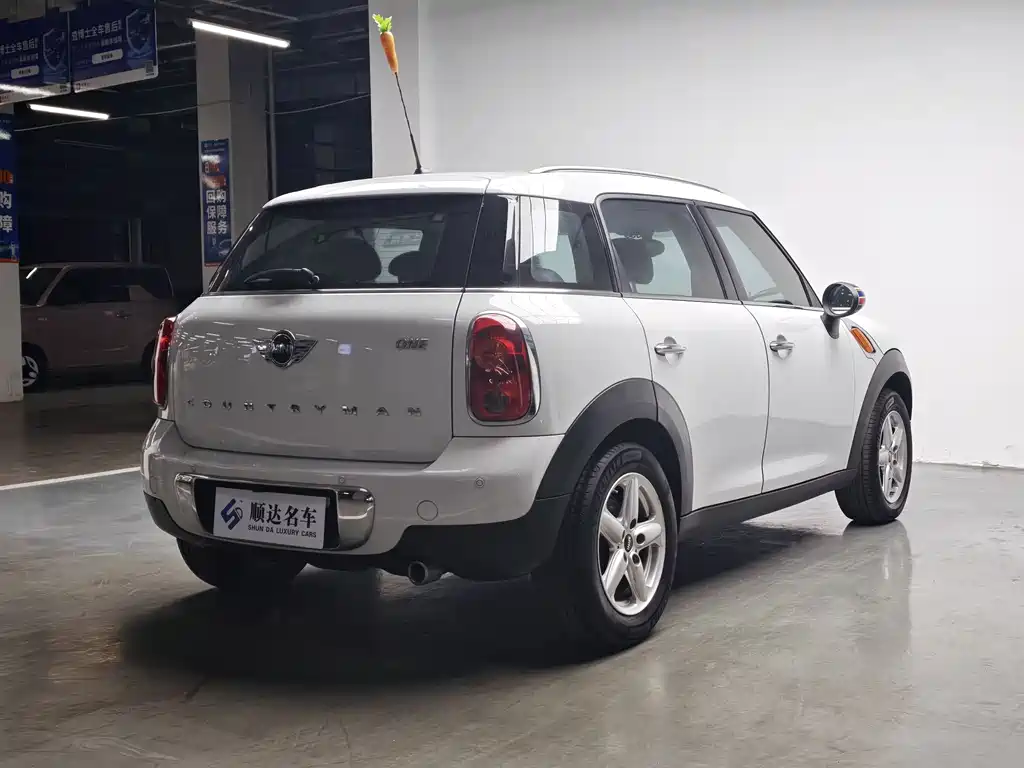 MINI Countryman 2014 — фото 11