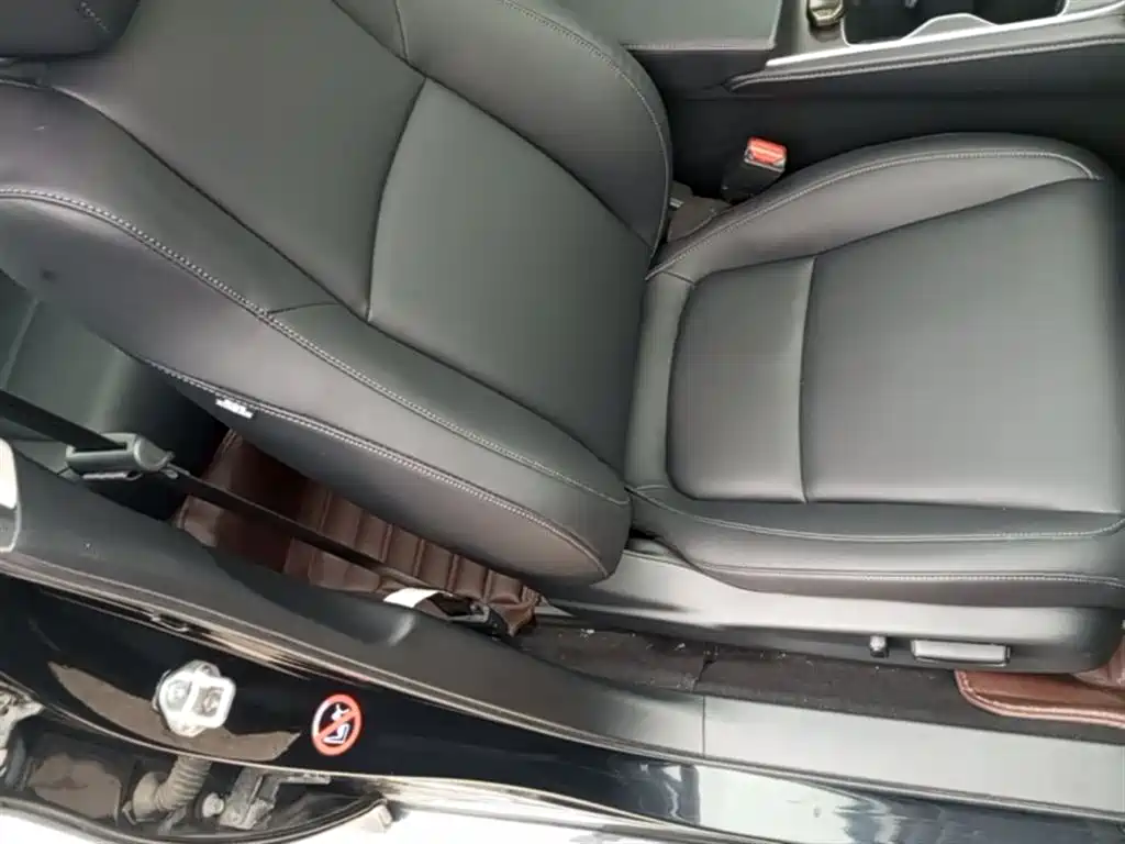 Honda Accord 2018 — фото 25