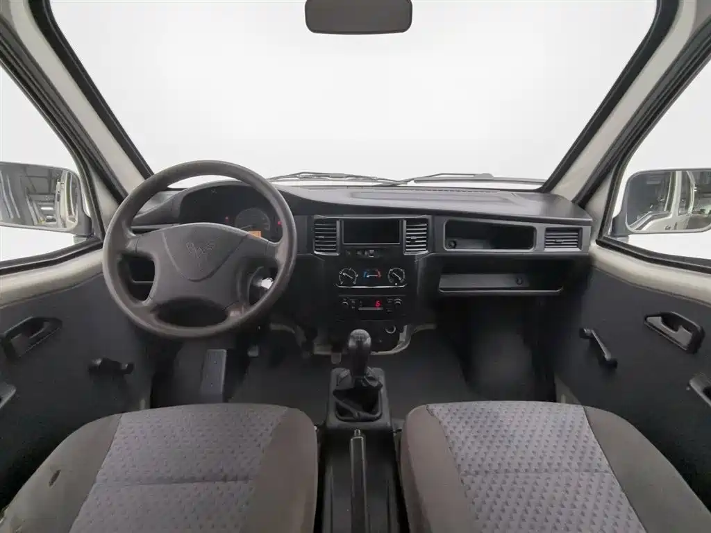 Wuling Zhiguang 2015