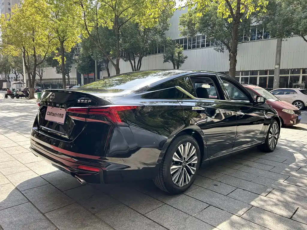 Nissan Teana 2024 — фото 10