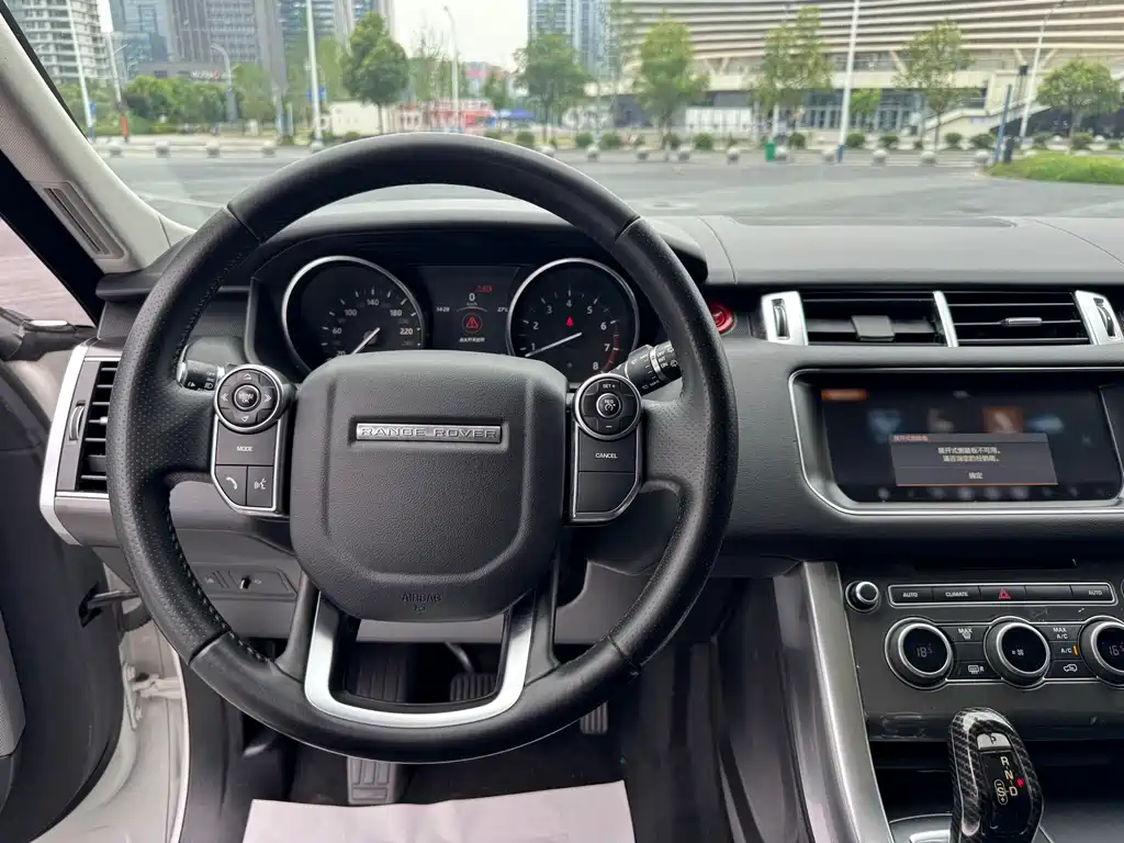 Land Rover Sport 2018 — фото 8