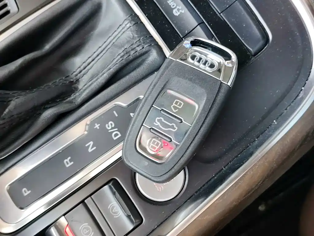 Audi Q5 2017 — фото 9