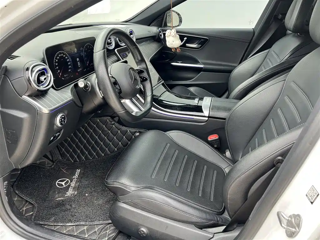 Mercedes-Benz C-Class 2022