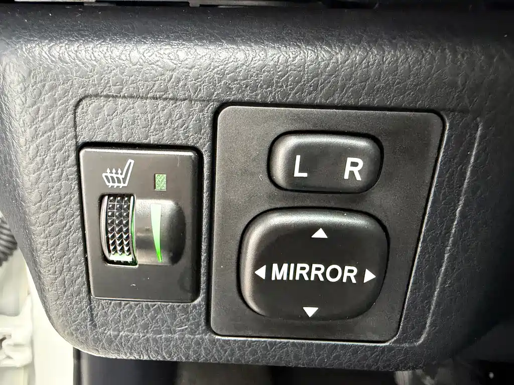 Toyota Yaris L 2022