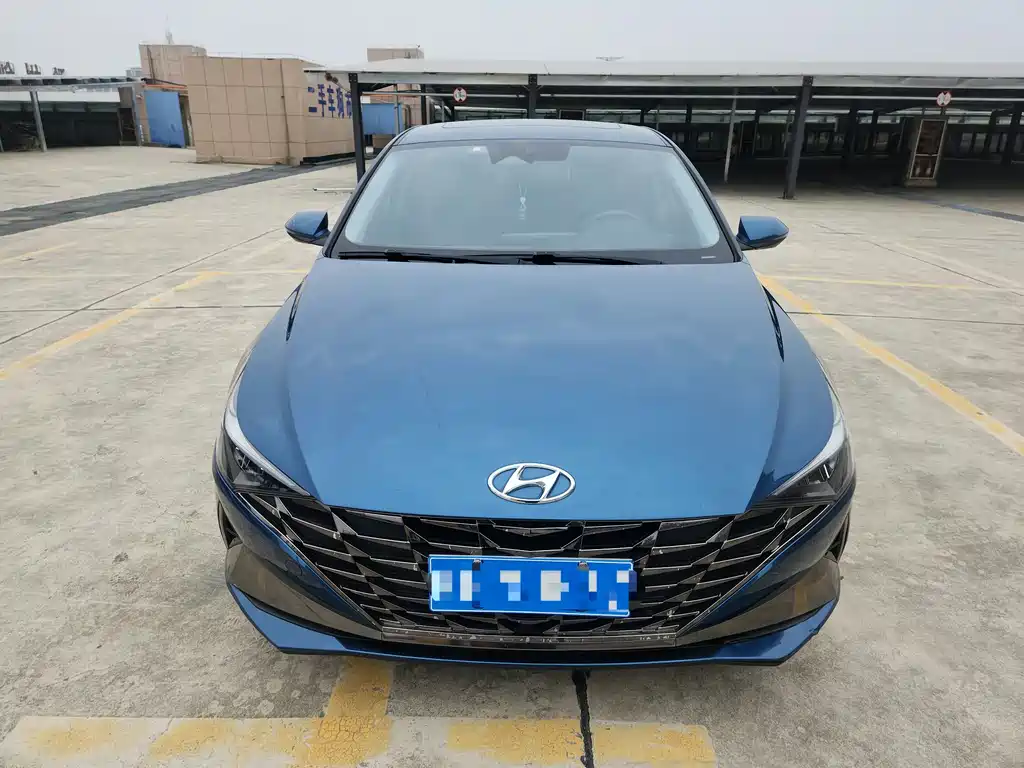 Hyundai Elantra 2022 — фото 2