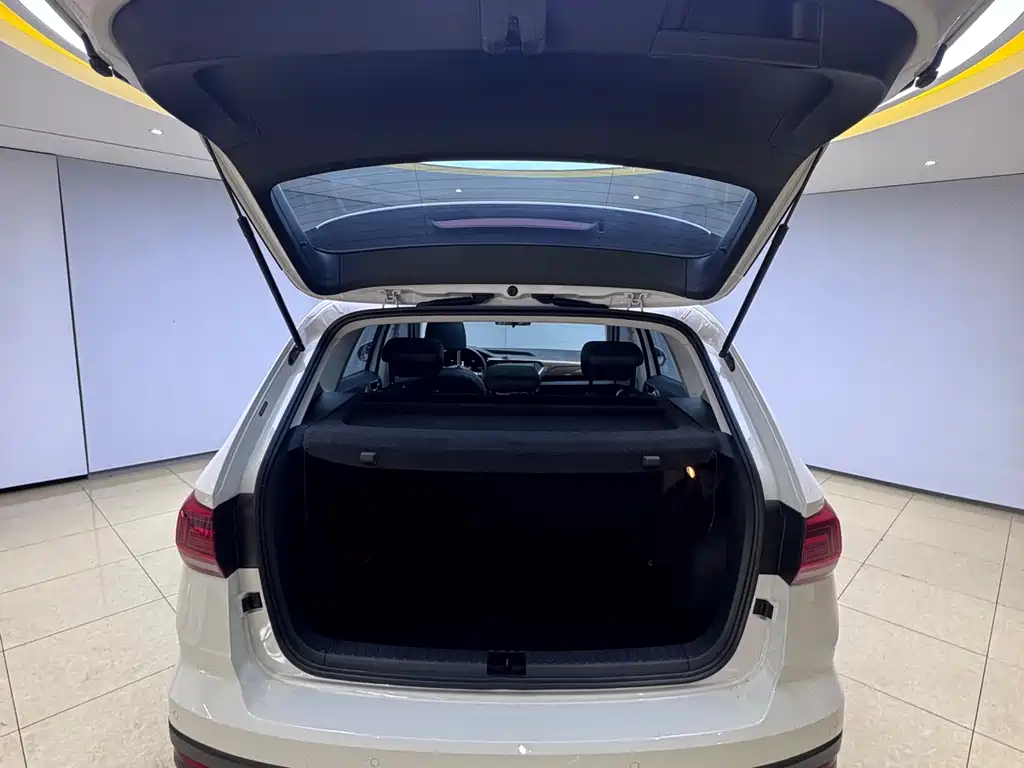 Volkswagen Tharu 2022
