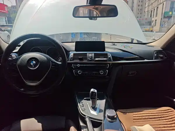 BMW 3 Series 2019