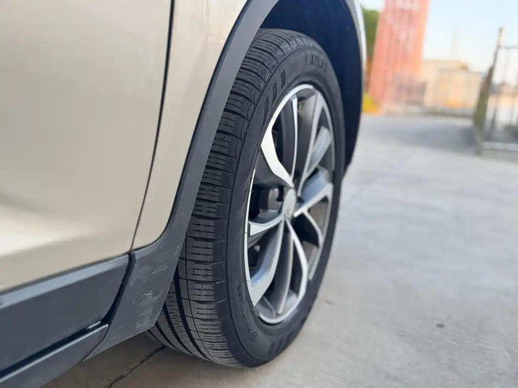 Geely Emgrand GS 2020 — фото 10
