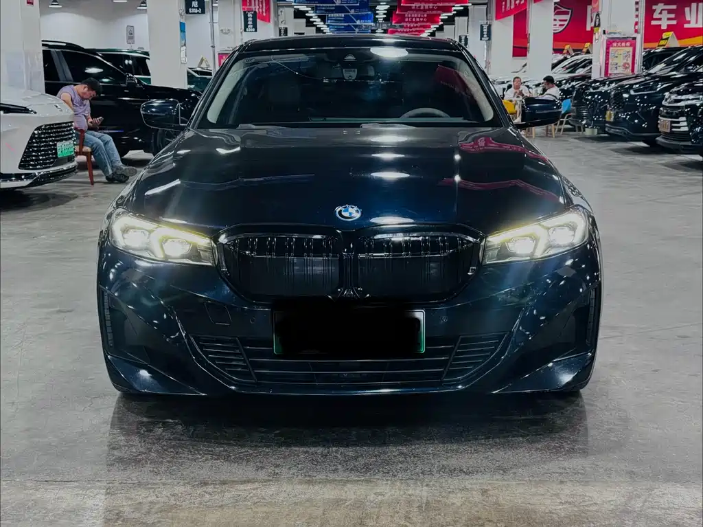 BMW i3 2022