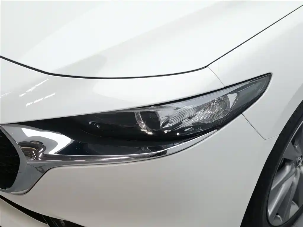 Mazda 3 Axela 2020