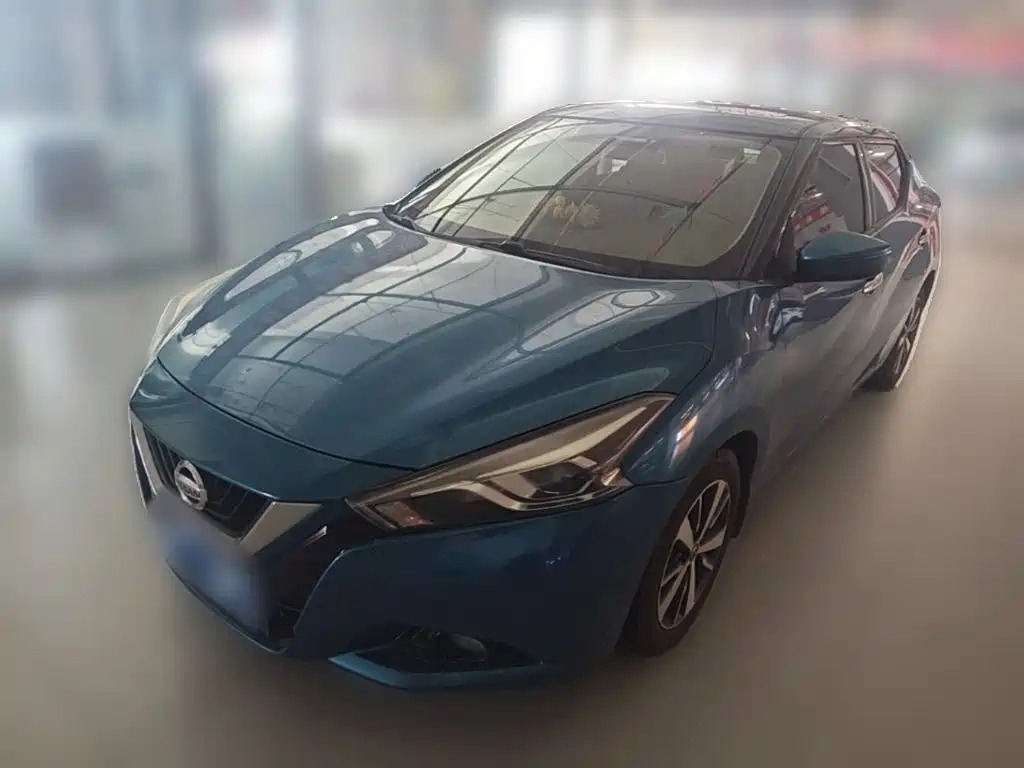 Nissan Bluebird 2018 — фото 1