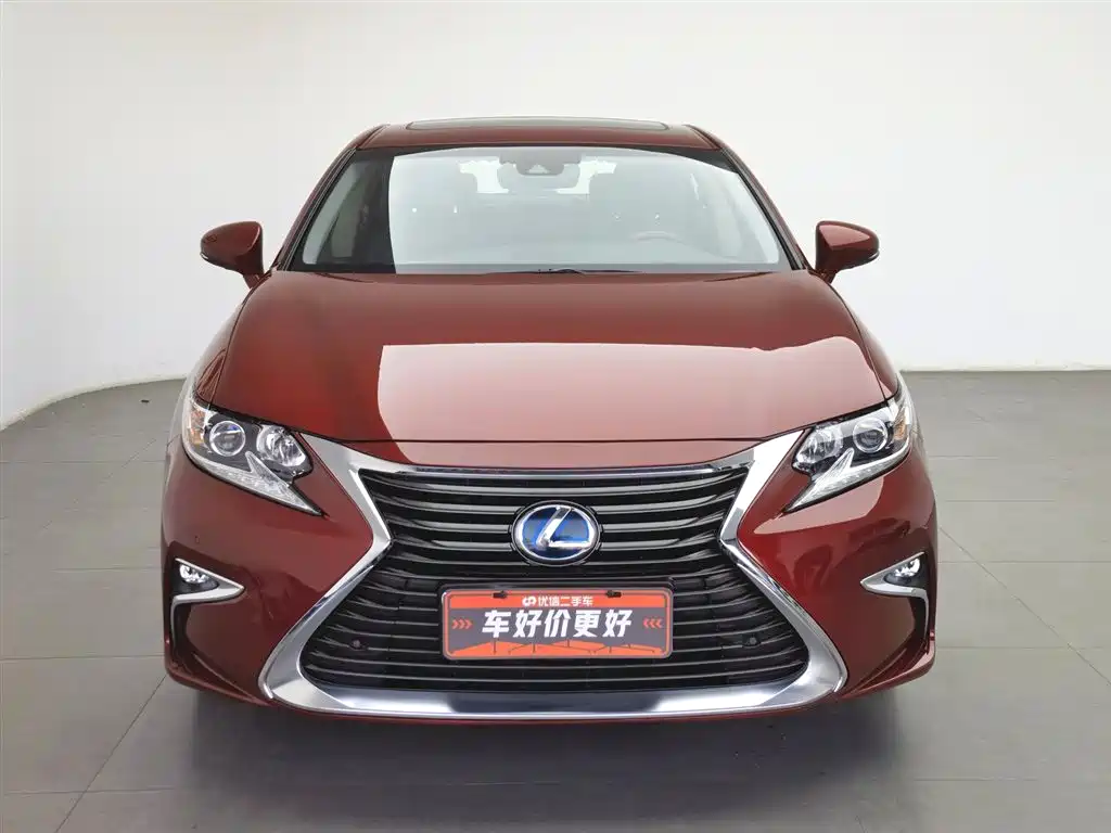 Lexus ES 2016 — фото 3