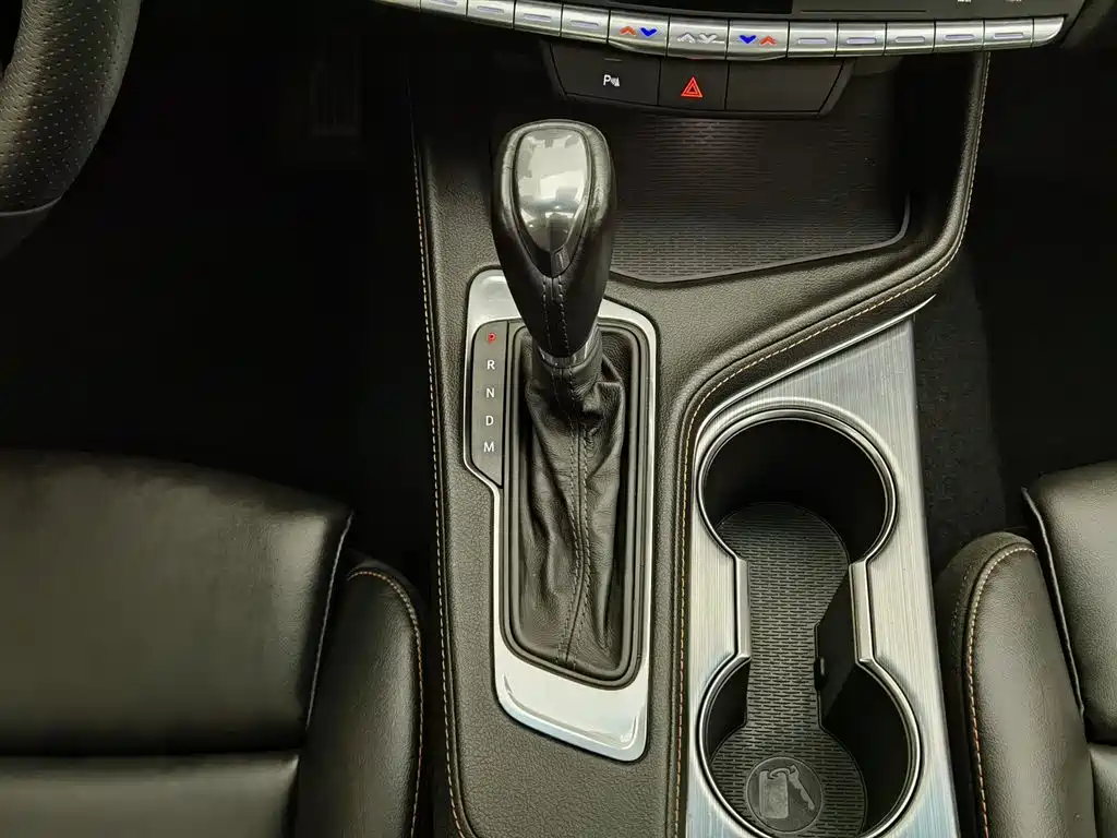 Cadillac CT4 2021 — фото 13