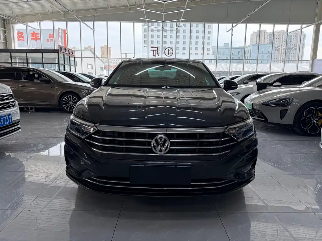 Volkswagen Sagitar 2022