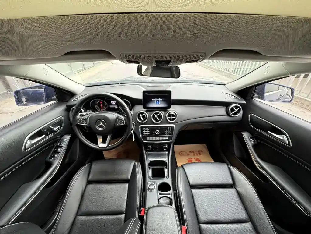 Mercedes-Benz GLA 2018 — фото 8