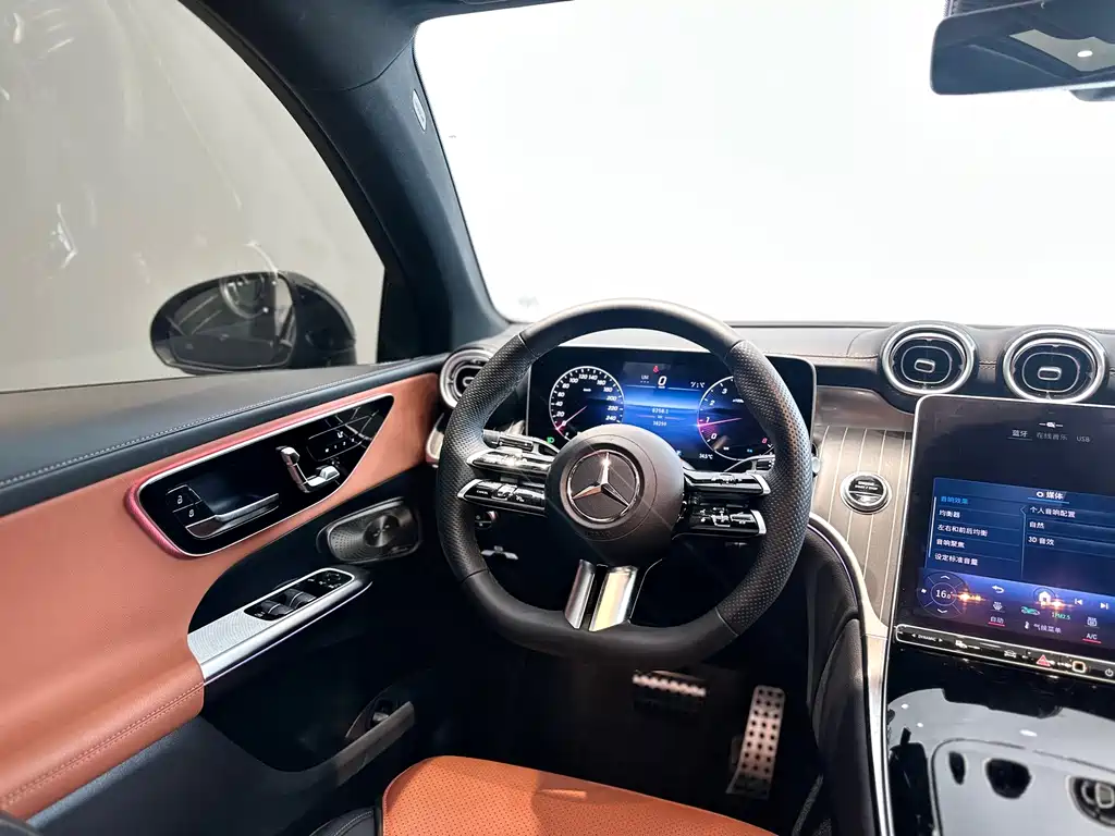 Mercedes-Benz GLC Coupe 2024 — фото 12