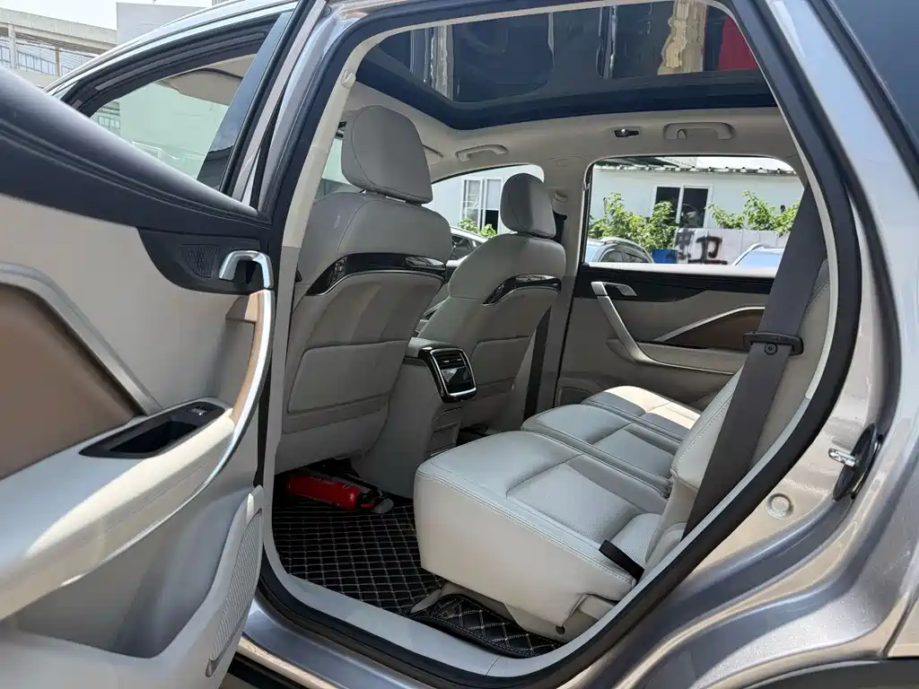 Geely Jia Ji 2019