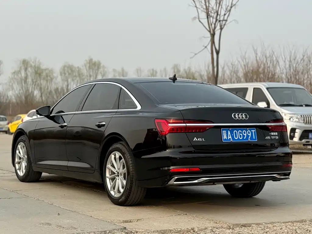 Audi A6L 2024 — фото 11