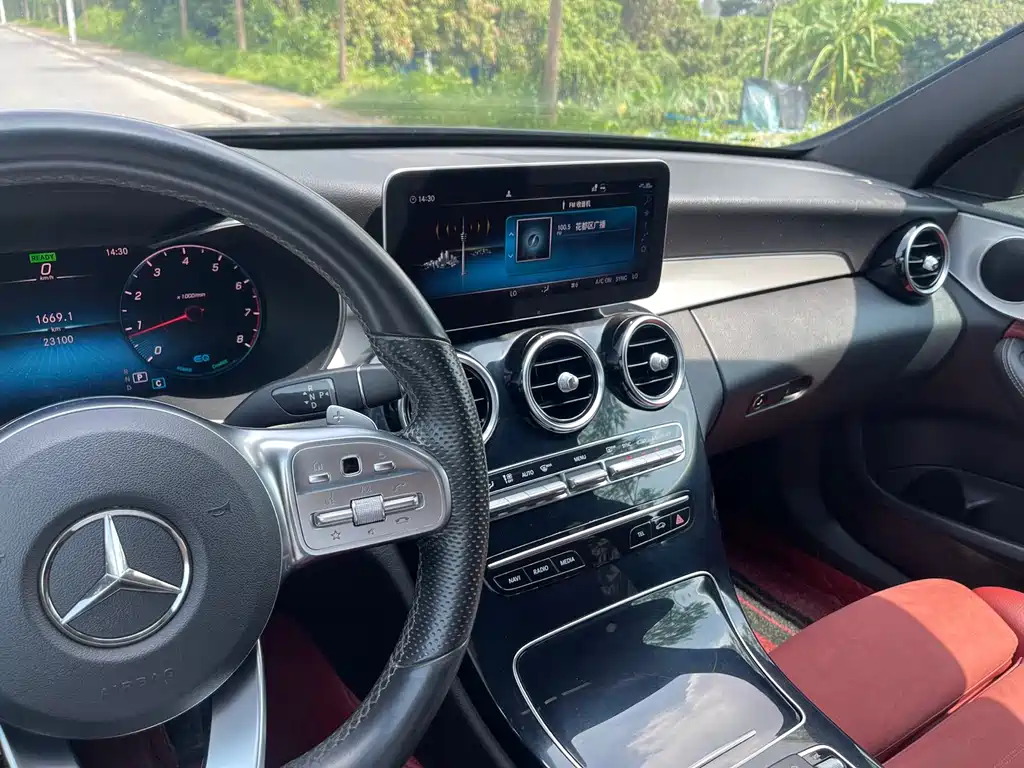 Mercedes-Benz C-Class 2020 — фото 24