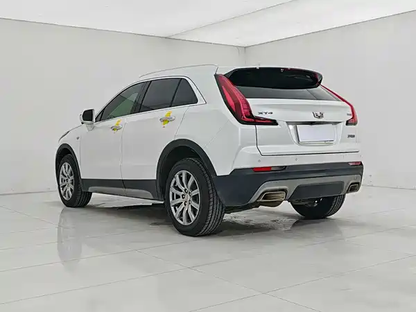 Cadillac XT4 2021