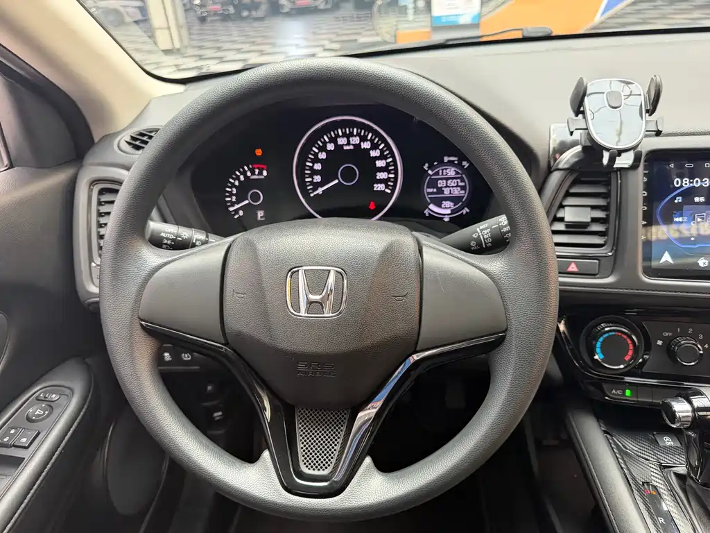Honda Vezel 2022 — фото 13
