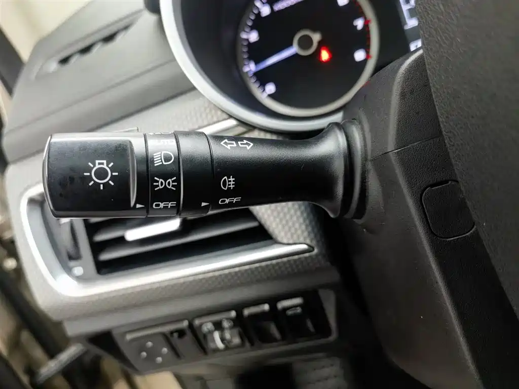 Geely Emgrand GS 2016 — фото 21
