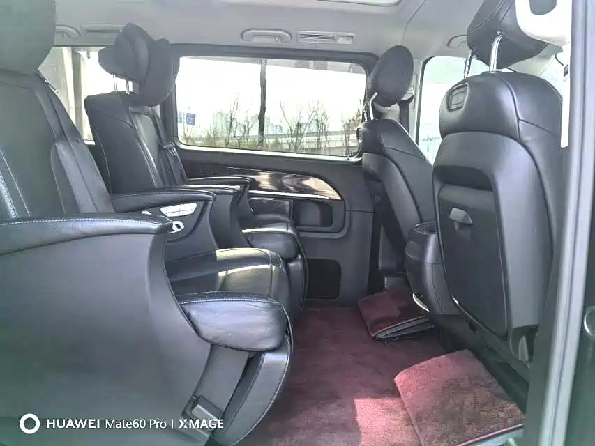 Mercedes-Benz V-Class 2018 — фото 8