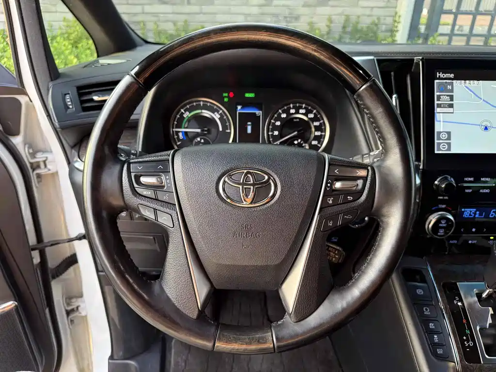 Toyota Vellfire 2021 — фото 14