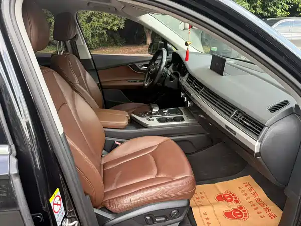 Audi Q7 2016
