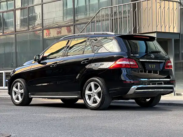 Mercedes-Benz M-Class 2015