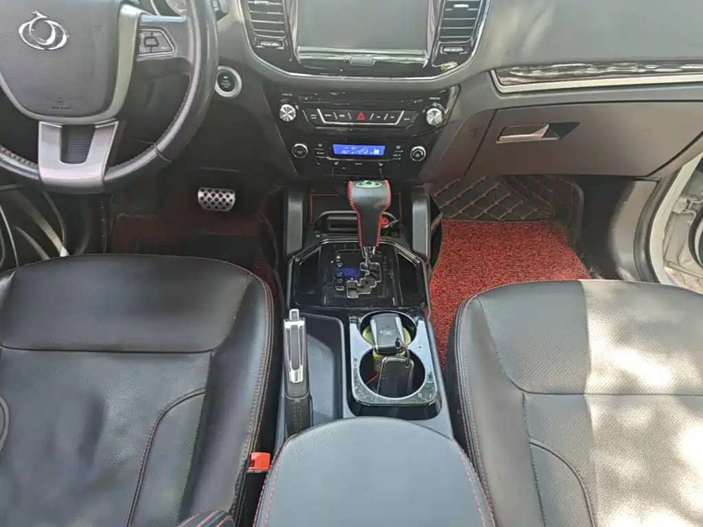 Geely GX7 2015 — фото 14