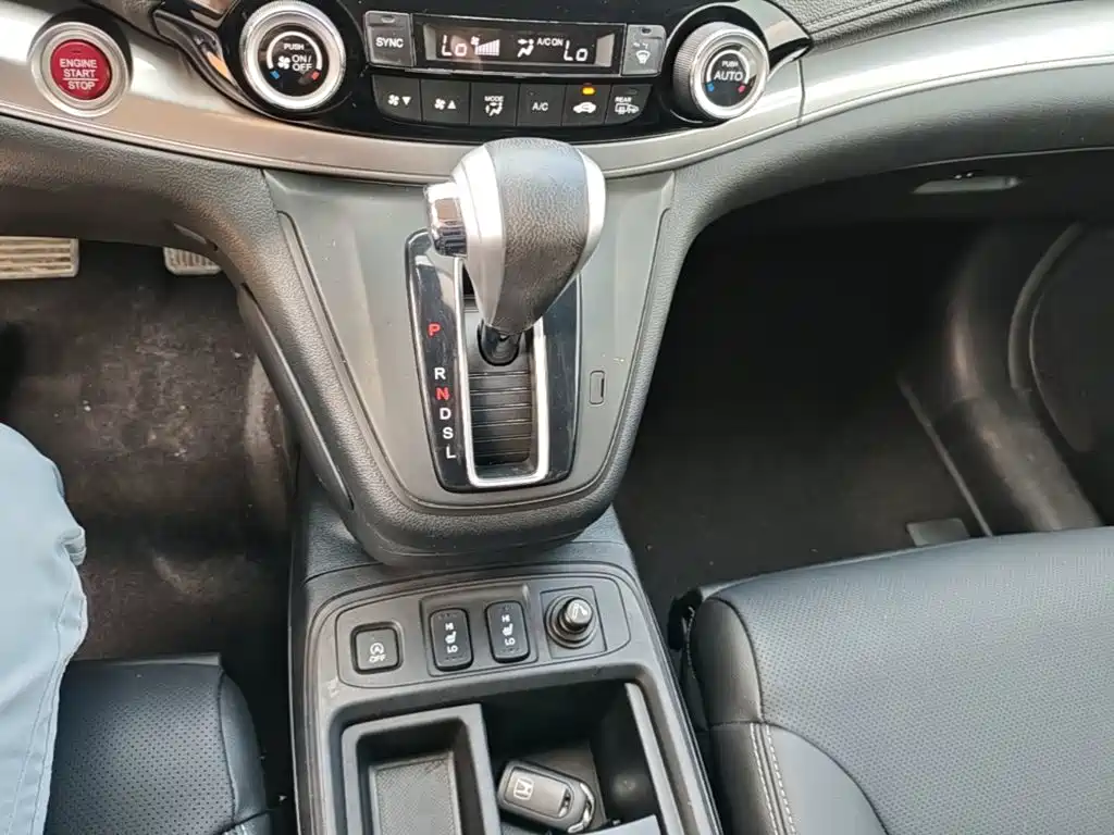 Honda CR-V 2015 — фото 14
