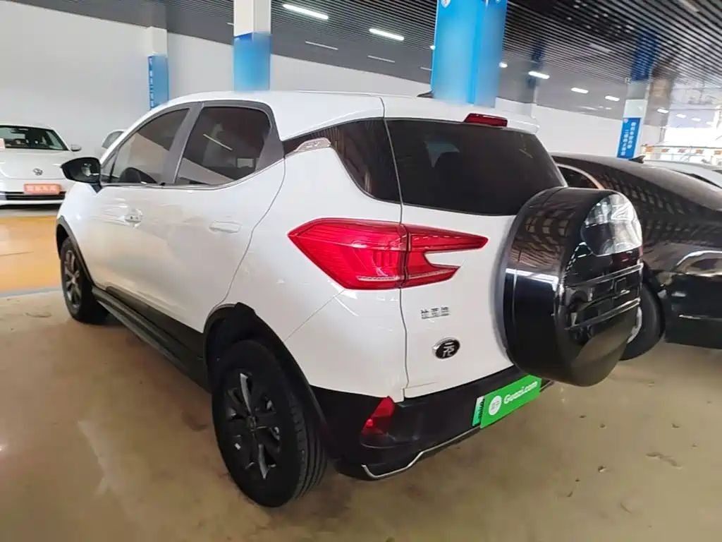 BYD Yuan EV 2020