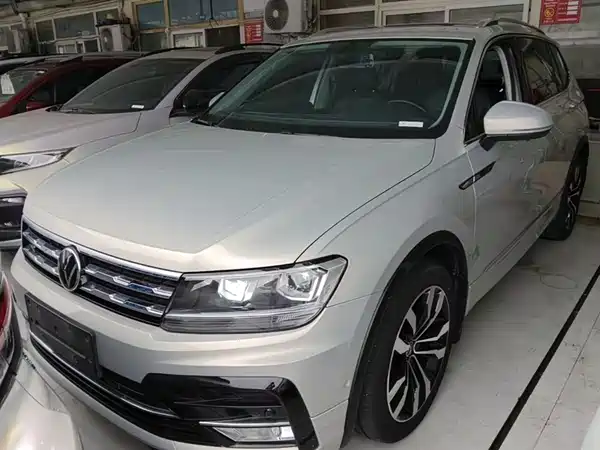 Volkswagen Tiguan L 2021