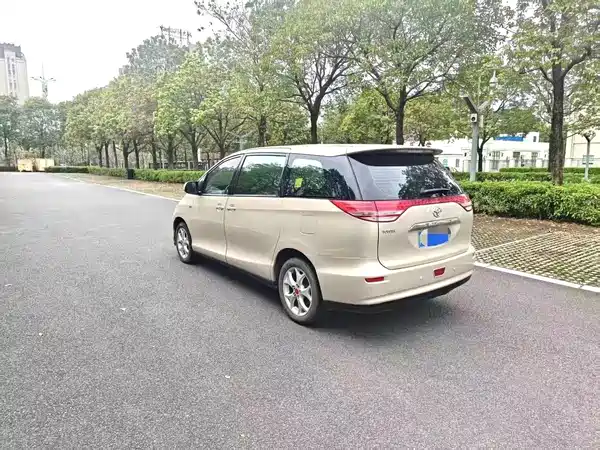 Toyota Previa 2006