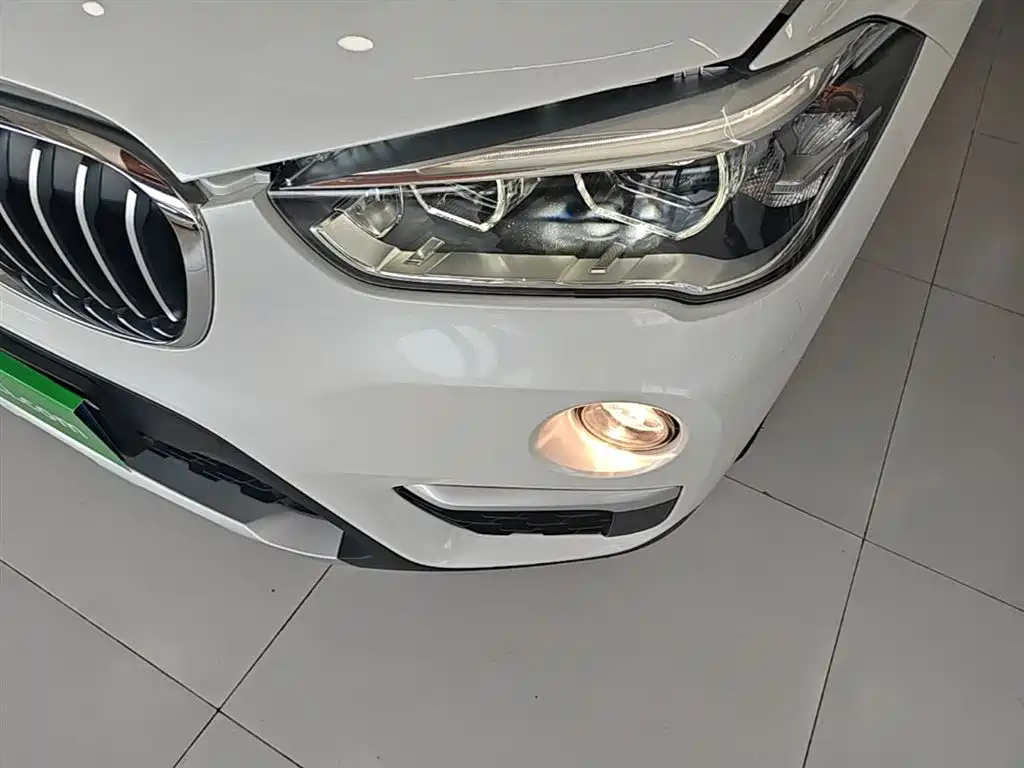 BMW X1 2018 — фото 24