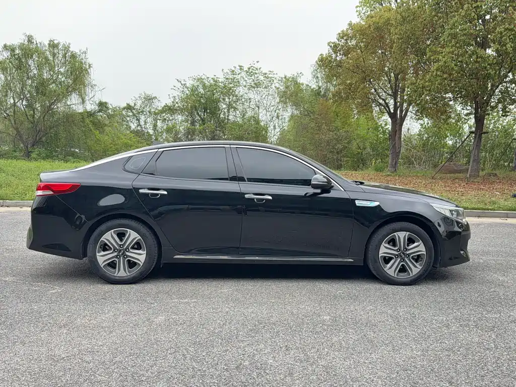 Kia K5 New Energy 2019 — фото 4