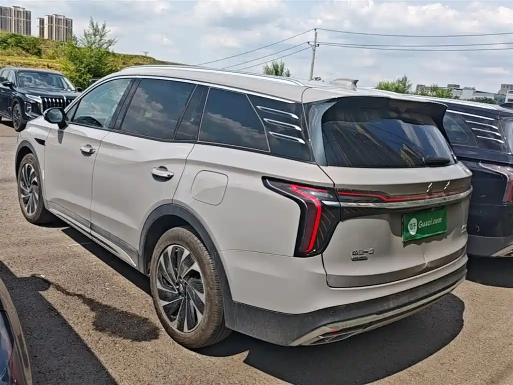 Hongqi HS7 PHEV 2024 — фото 5