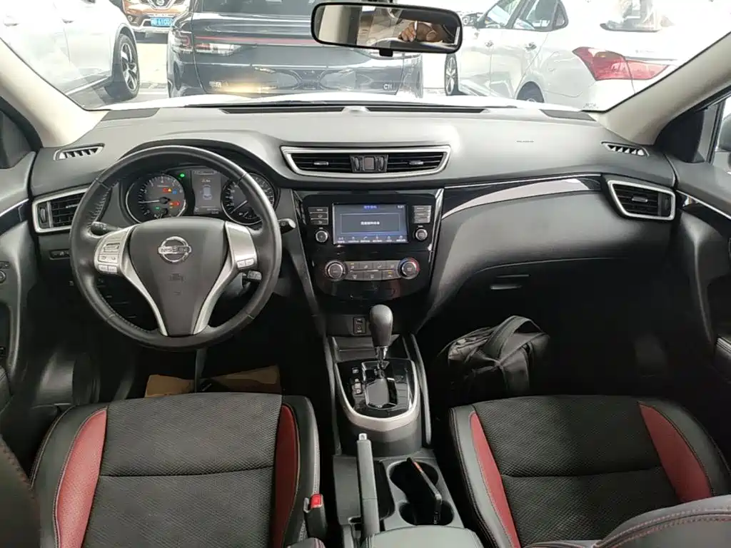 Nissan Qashqai 2018 — фото 10