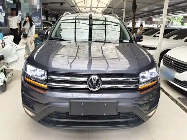 Volkswagen Tharu 2020